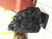 Pedras preciosas. Esmeraldas. Diamantes. 