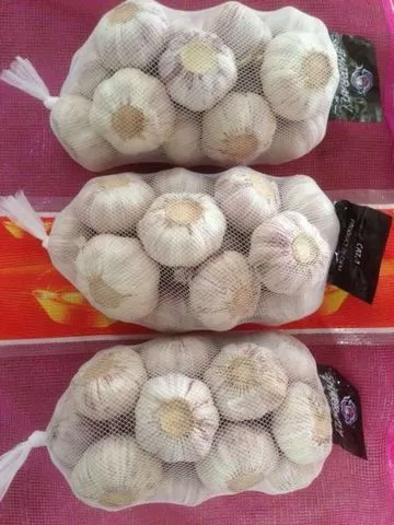 Normal white garlic 3p/bag small packing | Small bags, How to store garlic,  Mesh bag