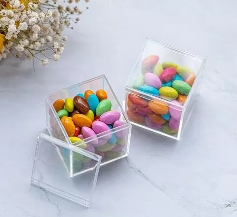 5 Pack Clear Plastic Box with Lid, Plastic Boxes for Display, Small Acrylic  Box Clear Plastic Box, Plastic Square Cube for Candy Jewelry Storage