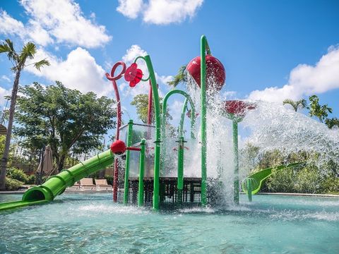 water tower, water house, water slide, activity tower, water park slide ...