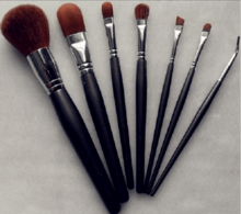 7-piece kit makeup brush for beginner 