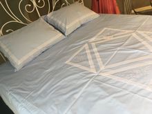 Conjuntos de ropa de cama únicos con cordones y bordados