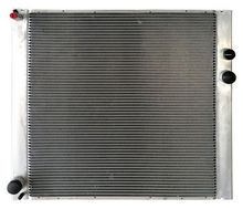 Automotive radiator/F02-0004
