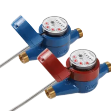 Contador de agua controlado por válvula de lectura directa fotoeléctrica