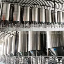 Tanque de fermentación de cerveza de acero inoxidable 30000L 30T para uso industrial / Equipo de fermentación de cerveza con camisa de enfriamiento