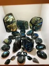 Precious and semi-precious stones