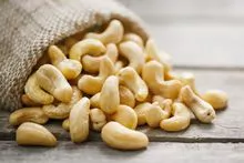 cashew nuts/ Cashew Kernels/ WW320/450/240/SW/BW/LBW/LP/SP