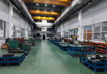 模具装配车间图片