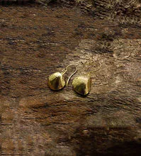 Natural Shell Earring with Short Hook
