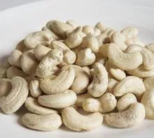 Raw Cashew Nut from Ivory Coast (One of the largest producer of cashew nuts). Packing: jutes bag 80 