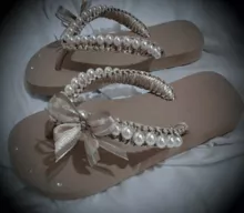 Chinelo Decorated with Pearls