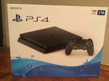 Selling PS4 Pro / PS4 1TB  1tb Console