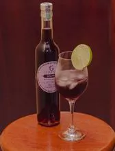 朱萨拉·瓜尔尼奇 - 阿萨伊和瓜拉纳的酒精鸡尾酒