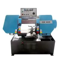 4028 CNC metal com cama de serragem