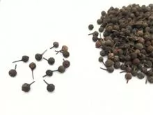 Heavy black pepper and light black pepper from madagascar