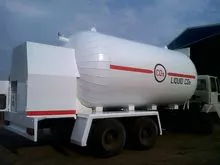 El CO2 líquido del tanque