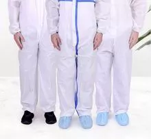 Vestuário de protecção descartável tira de uma peça SF película respirável vestuário de protecção PP tecido não tecido