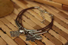 Pulsera 4 Hilos Encerados y Canutilhos con Café, Açaí y Hojitas