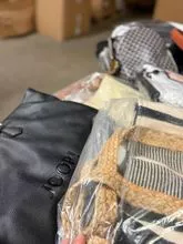 27,80€ por peça – Malas e mochilas de marca (Mix), 177 peças, devoluções de clientes