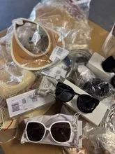 a partir de 3 € / peça – Mix de acessórios (Categoria A, novo, óculos de sol, cintos, bolsas, chapéus, em estoque)