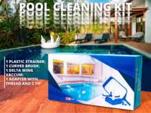 Hang gliding pool vacuum cleaner with brush