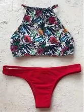 Triángulo Floral rojo verano sexy Push Up Bandeau String Bikini traje de baño dos piezas tiras