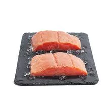Peixe de salmão congelado à venda a bons preços. Encomendar agora
