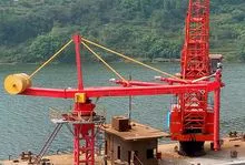 Descargador de barcos hidráulico móvil