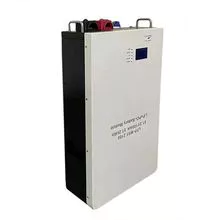 Módulo LiFePO4 de almacenamiento de batería de energía solar montado en la pared de 51.2V 100Ah