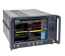N9042B UXA 信号分析仪，2 Hz 至 50 GHz