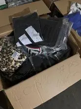 475 欧元 – 男女品牌服装，77 件，ABC 混合，客户退货，顶级品牌 Nike、Hilfiger、Levi&#039;s、Adidas