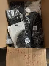 365 欧元，批号 126 – 55 件男女品牌服装，零售价 3810 欧元，顶级品牌包括 
