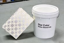 Tinta prateada para rotogravura à base de água com alto brilho - brilho metálico espelhado comparável ao da tinta prateada à base de solvente.