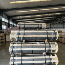 Eletrodos de grafite duráveis ajudam na produção eficiente de aço