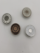 Botão em forma de H de 20 mm