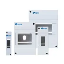 Caja de distribución de energía para montaje en pared exterior