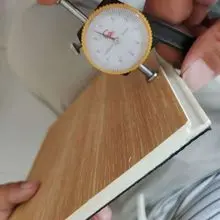 Fabricante e fornecedor de pisos SPC e pisos LVT