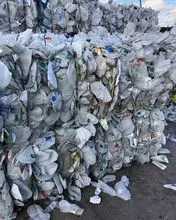 可用的塑料废瓶