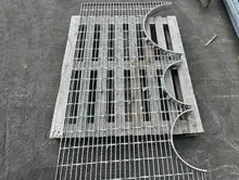 Grids and fastening clips type 1 and 2.