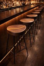 stools 