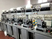 Máquina de hilado por fricción