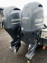 Motor de popa Yamaha 150HP 4 tempos ligeiramente usado