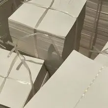 Precio de Descuento Papel A4 Doble Copia Oficina A4 80g 100% Pulpa de Madera 80gsm Papel A4, Doble