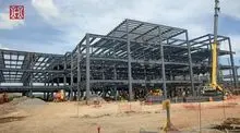 armazém com estrutura de aço