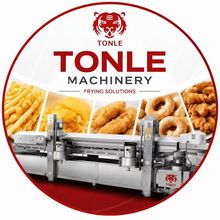 Freidoras de aceite especializadas y líneas de flujo utilizadas para producir chips, palitos, anillos dulces, nuggets de pollo, nuggets de pescado, albóndigas, chips de verduras, alimentos para bocadillos y alimentos instantáneos, etc.