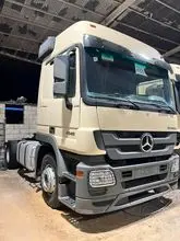 Caminhão Premium Mercedes-Benz Actros Para Transporte de Longa Distância Com Desempenho Potente do Motor e Manuseio Confiável na Estrada