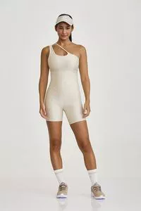 重新连接系列套装，带连体裤、帽子和运动鞋