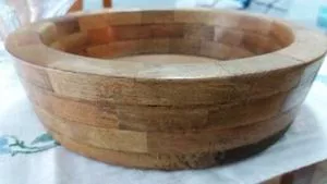 Wood fruit bowl