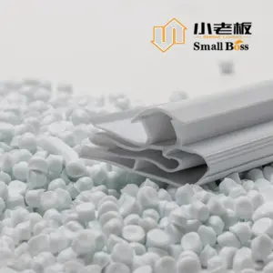 O PVC foi plastificado em grânulos de PVC para a produção de...