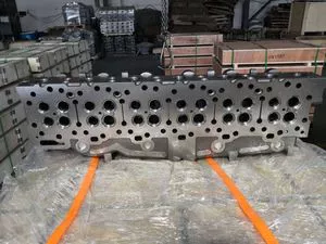 El accesorio de motor de la planta auxiliar,la cabeza de...